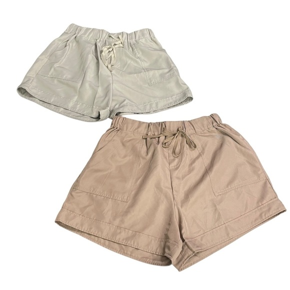 2 Zenana Outfitters woven
drawstring pull on shorts with pockets Tan/ khaki Lg - Picture 1 of 15